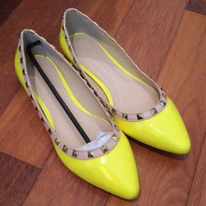 Look a like designer Rock Stud flats